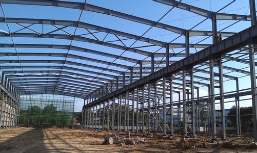 钢结构厂房框架的内部效果