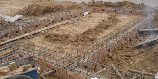 轻钢结构别墅地基建造第七步:钢筋施工完成